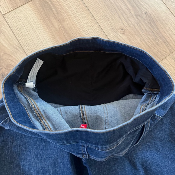 SPANX Dark Blue Distressed Jeggings Size 10-12 (Large) - Picture 7 of 7